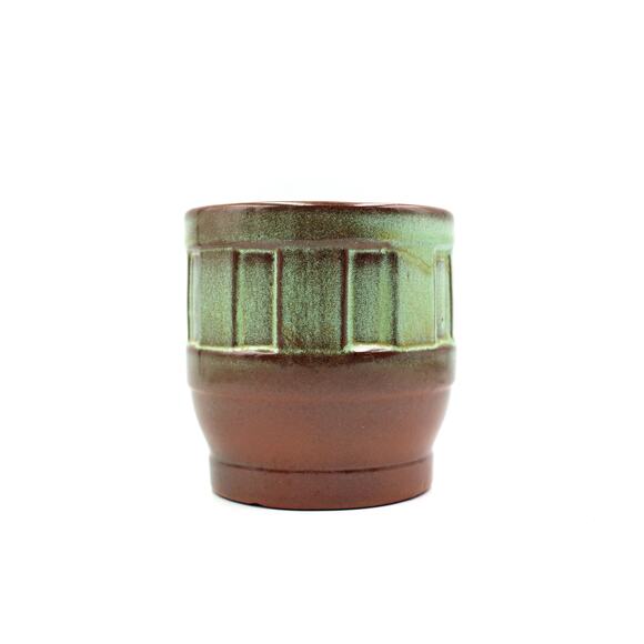 Pair of Frankoma Avocado Green "Wagon Wheel" Mugs - Picture 5 of 13